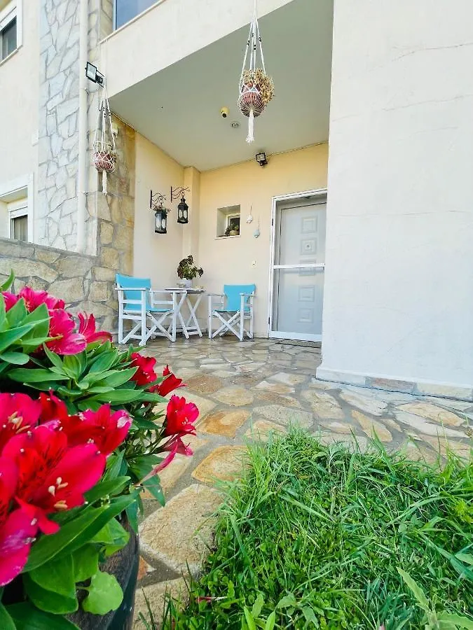 بيت للعطل فيلا D & J Luxury House Nea Kallikrateia اليونان